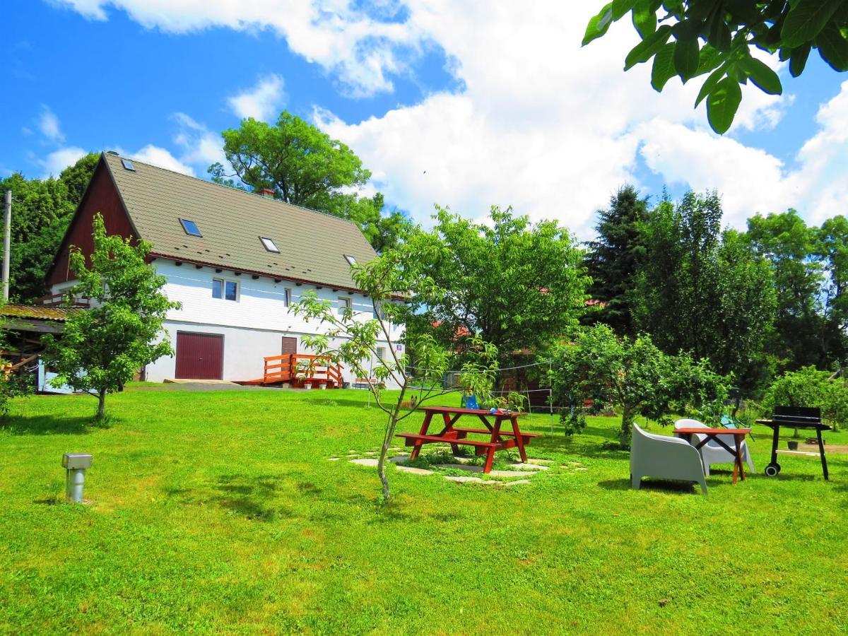 Maja Pokoje Z Widokiem Kameralna Agroturystyka Na Pogorzu Izerskim Z Sauna I Jacuzzi (Adults Only) Mirsk Extérieur photo