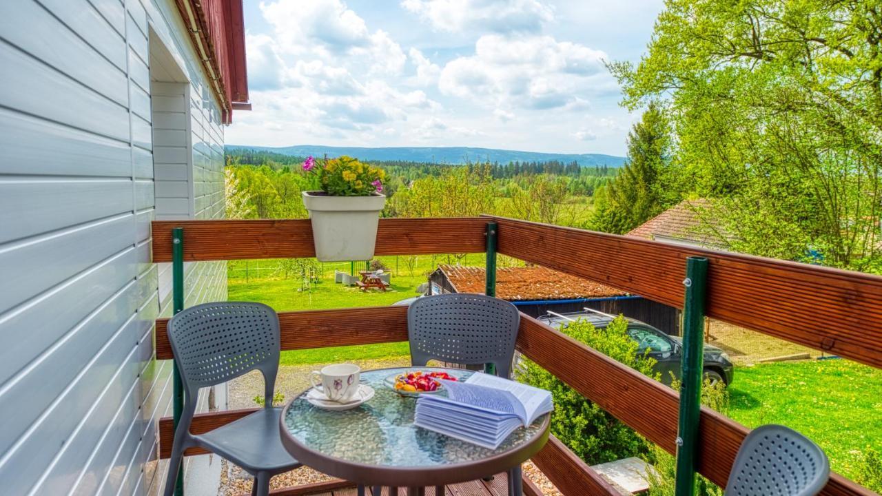 Maja Pokoje Z Widokiem Kameralna Agroturystyka Na Pogorzu Izerskim Z Sauna I Jacuzzi (Adults Only) Mirsk Extérieur photo