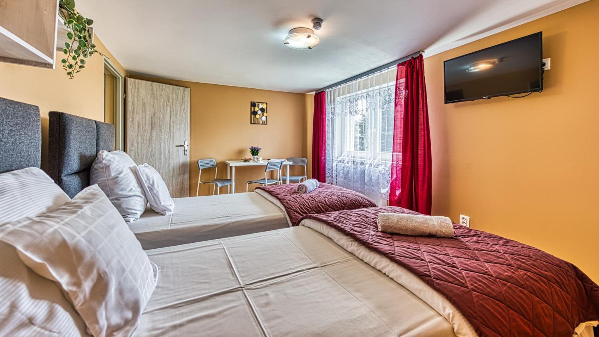 Maja Pokoje Z Widokiem Kameralna Agroturystyka Na Pogorzu Izerskim Z Sauna I Jacuzzi (Adults Only) Mirsk Extérieur photo